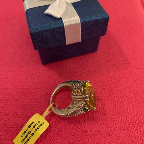 🎉GORGEOUS, substantial Cocktail Ring - Picture 4 of 8